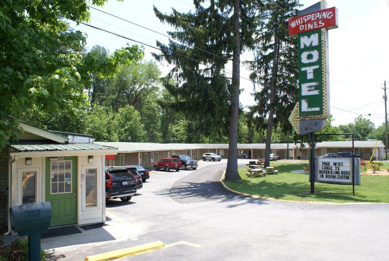 Whispering Pines Motel - آشفيل المظهر الخارجي الصورة