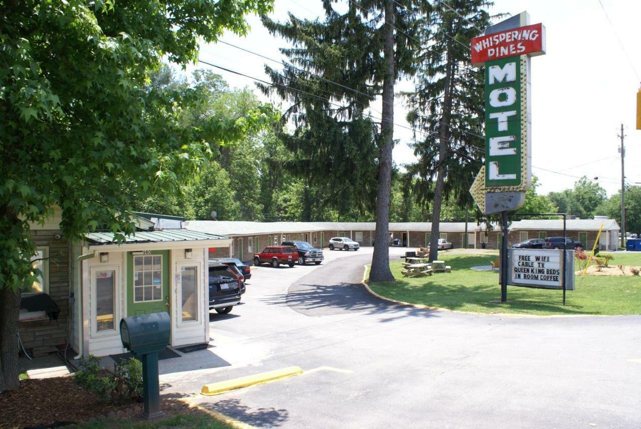 Whispering Pines Motel - آشفيل المظهر الخارجي الصورة